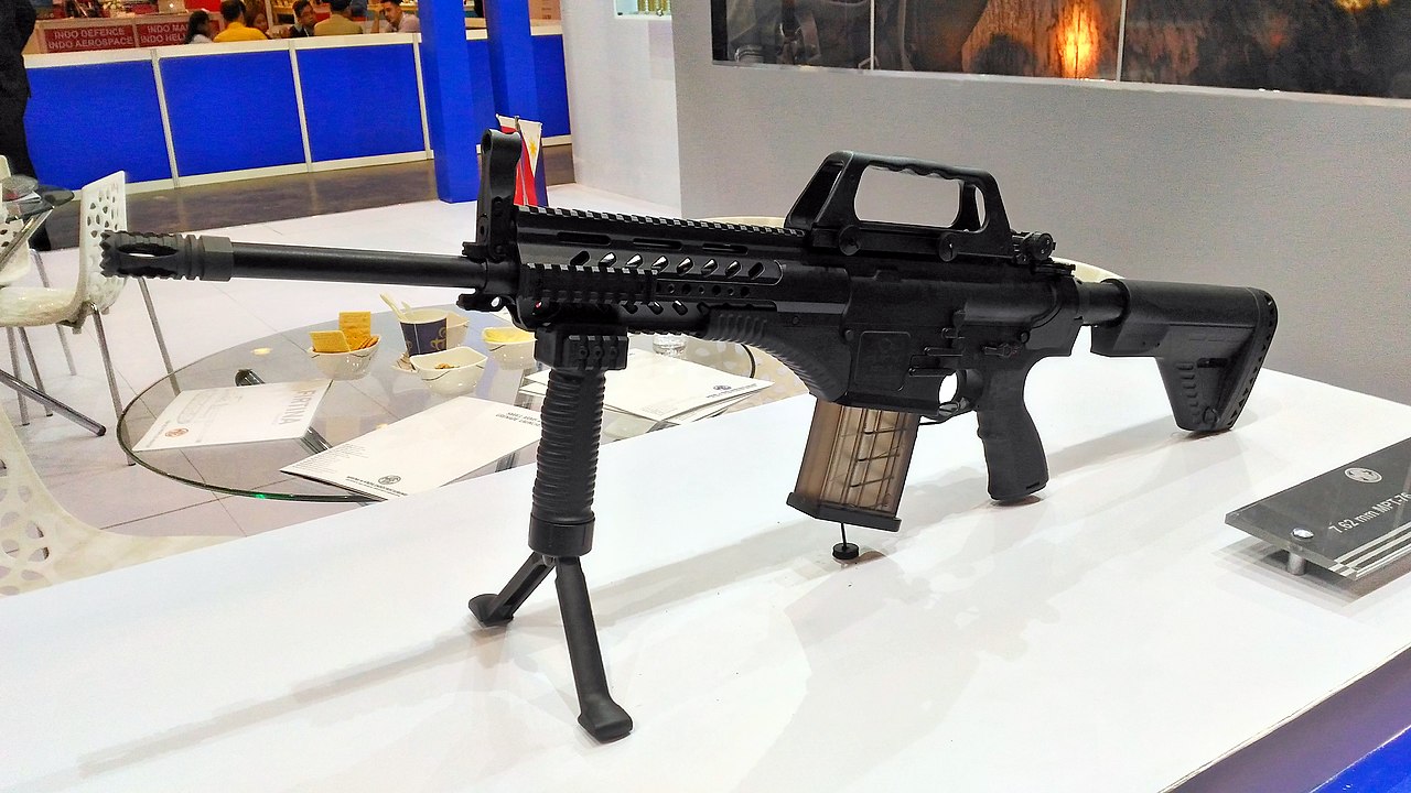 1280px-MPT-76_Assault_Rifle.jpg
