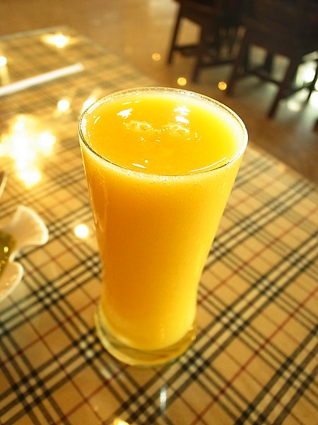 450px-Glass_of_Mango_Juice.jpg