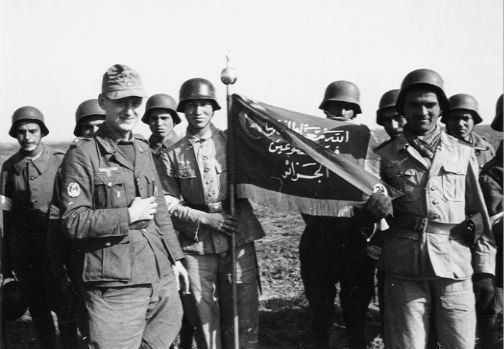 WW2 german soldiers with arabic flag.. | Aircraft of World War II ...